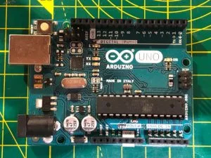 Arduino UNO Rev.3, vista frontale